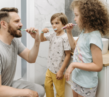 آیا هپاتیت از طریق مسواک مشترک منتقل می‌شود؟